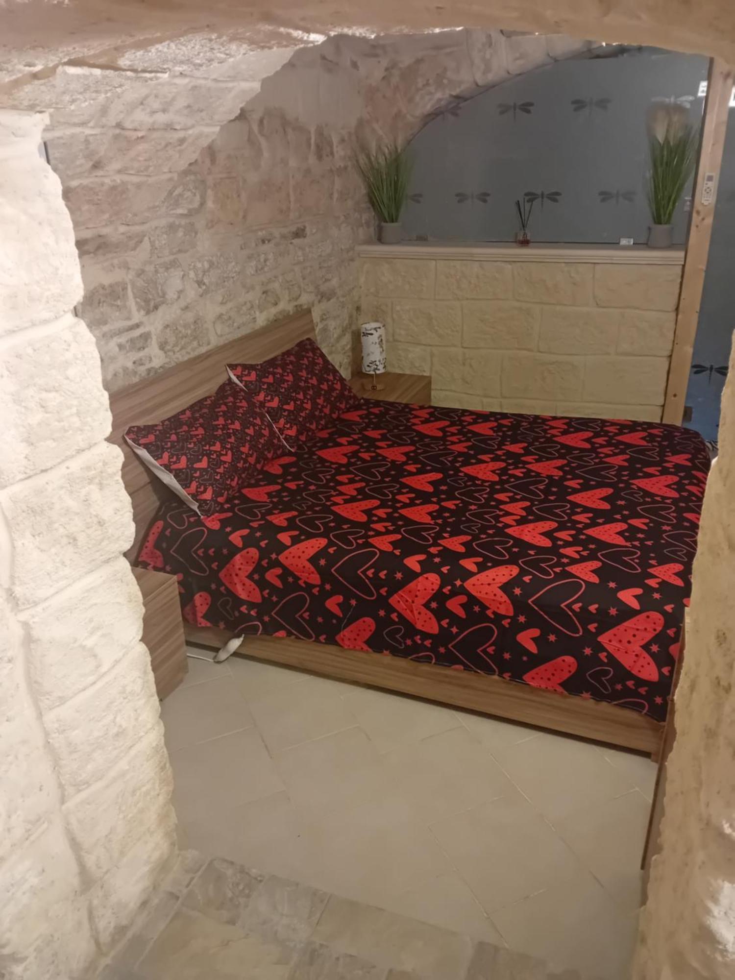 B & B La Grotta Bisceglie Exterior foto